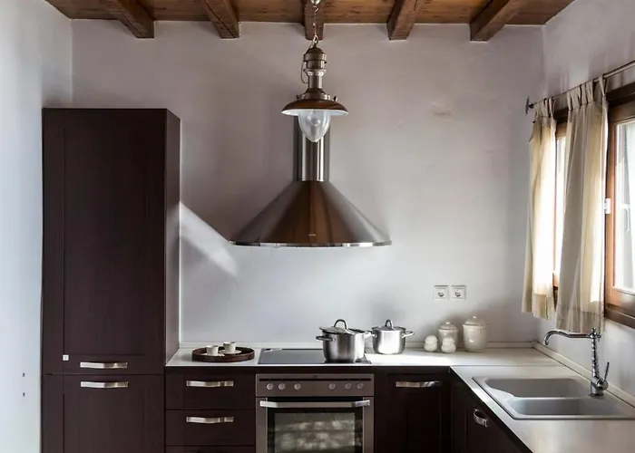 Ydrousa Maisonette 2, Isternia, Tinos * Isternia (Tinos)